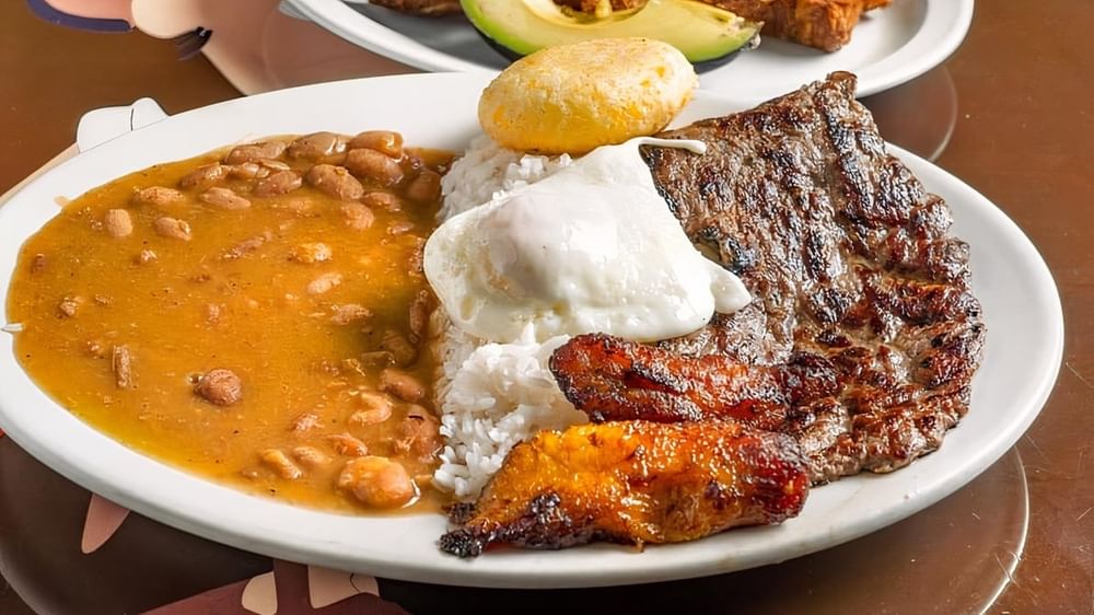 Bandeja Campesina / Country Platter