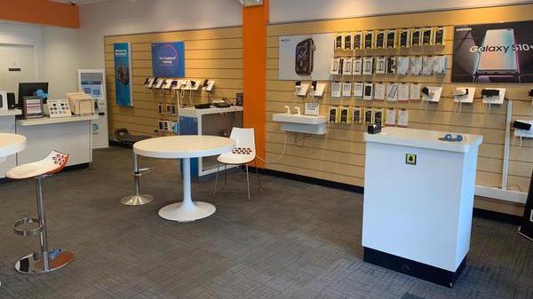 AT&T Store Photo