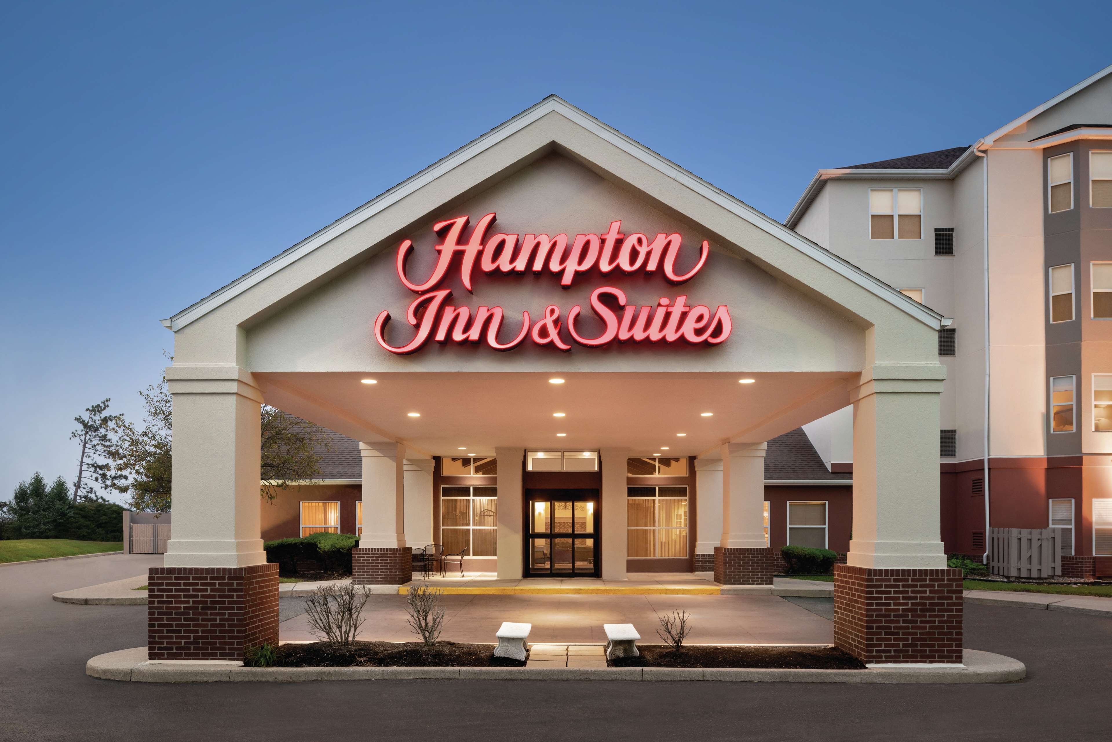 Hampton Inn & Suites Ft. Wayne-North Photo
