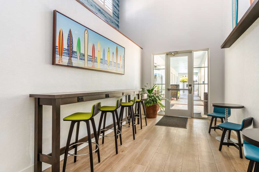 Best Western Plus Capitola By-the-Sea Inn & Suites Image