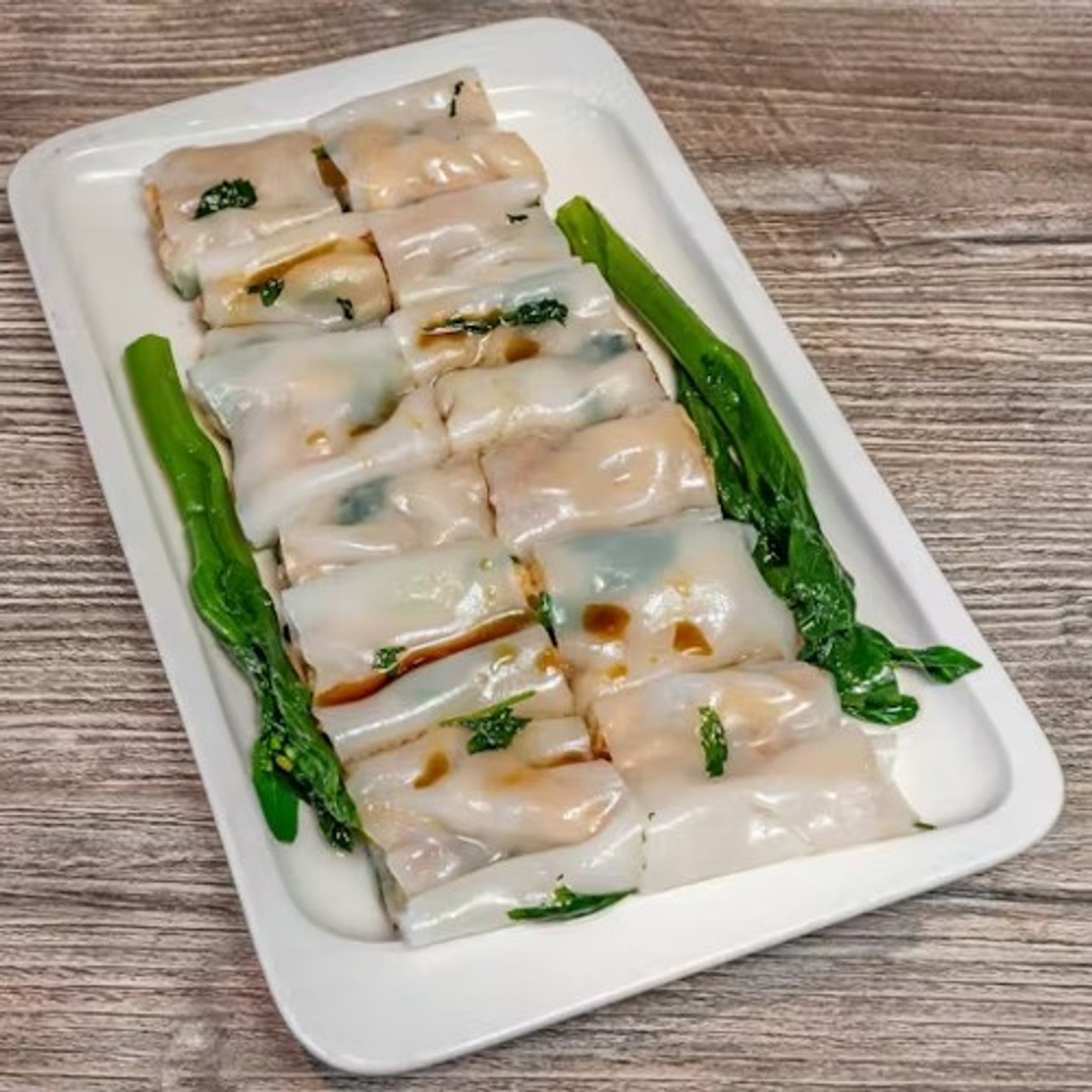 Mixed Mushroom Coriander Noodle Roll (lunch only)