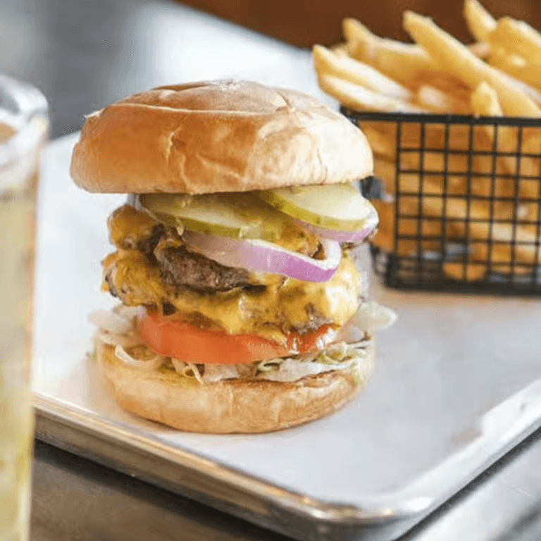 Classic Smash Burger