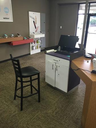 Images Verizon Authorized Retailer, TCC