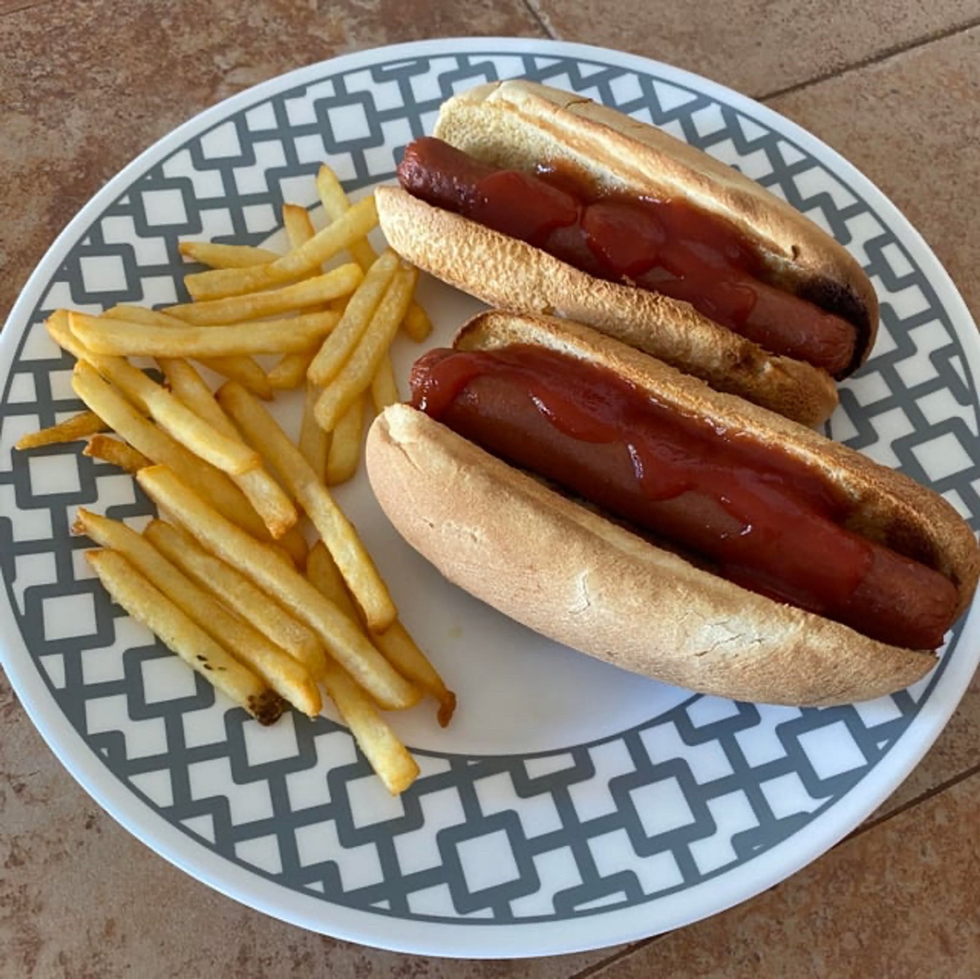 Kids Hot Dog & Fries