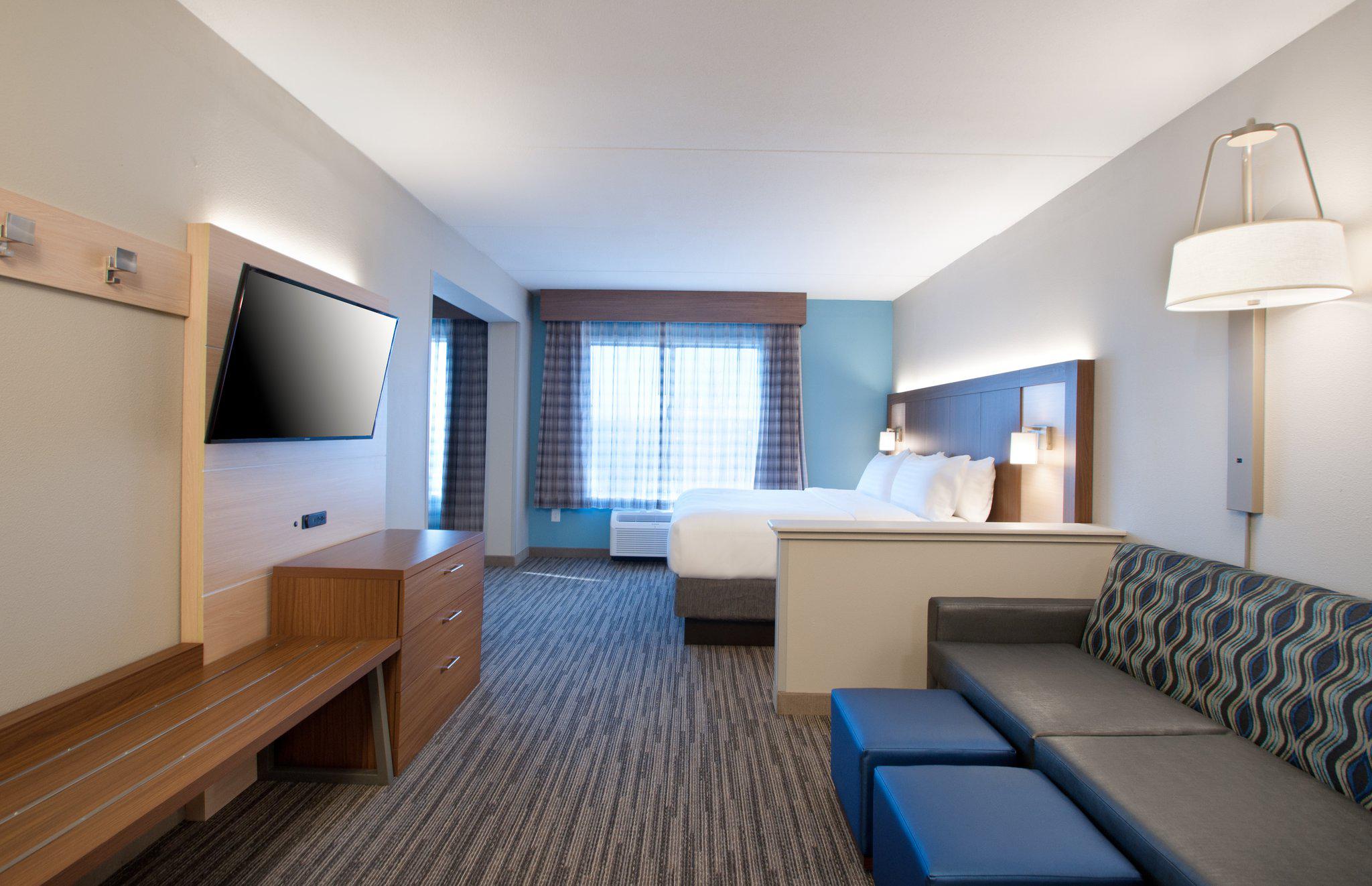 Holiday Inn Express Quantico - Stafford Photo