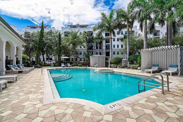 Images One Boynton Apartments
