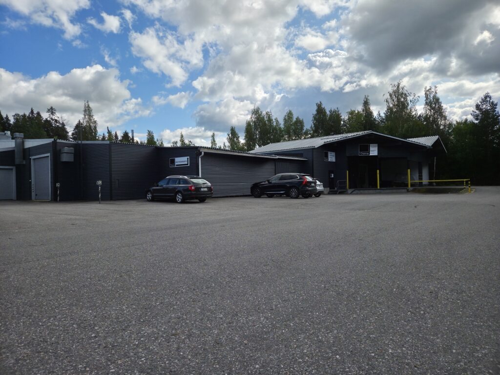Images Charmia Lahti noutovarasto