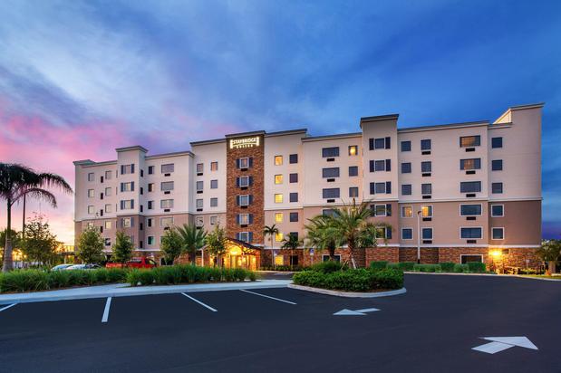 Images Staybridge Suites Fort Lauderdale Airport - West by IHG
