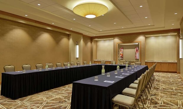 Images DoubleTree by Hilton Hotel Houston Intercontinental Airport