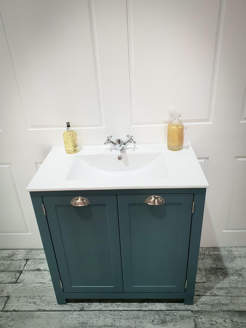 Images Harvey George - Harrogate Bathroom Showroom