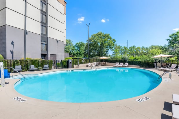 Images Holiday Inn Express Atlanta Galleria-Ballpark Area by IHG