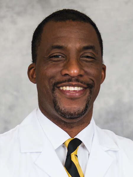 Dr. Jai Gilliam, MD - Nicholasville, KY - Pediatrics, Internal Medicine, Internist/pediatrician