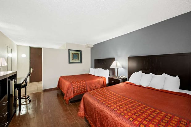 Images SureStay Plus by Best Western Lubbock Medical Center