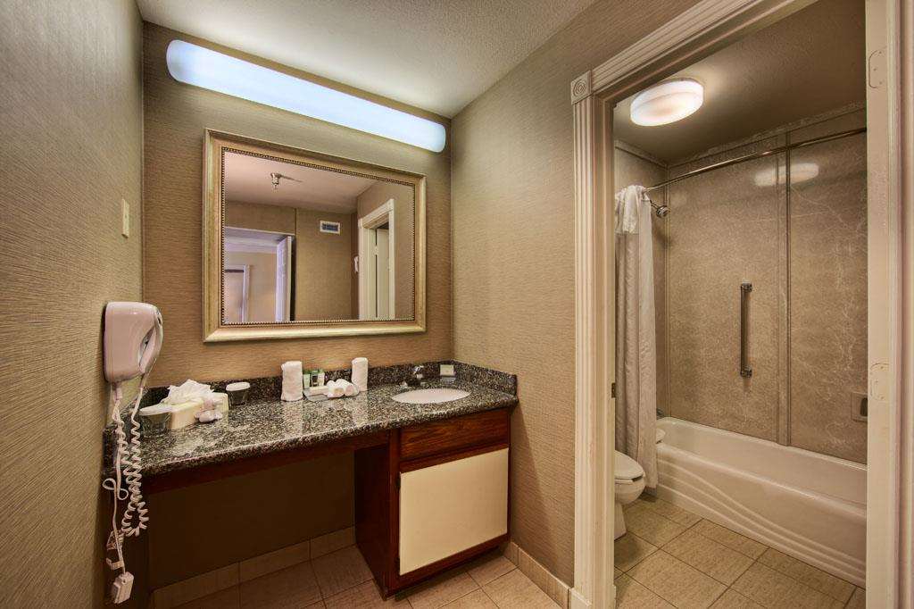 Guest room
