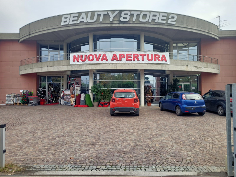 Images Beauty Store 2