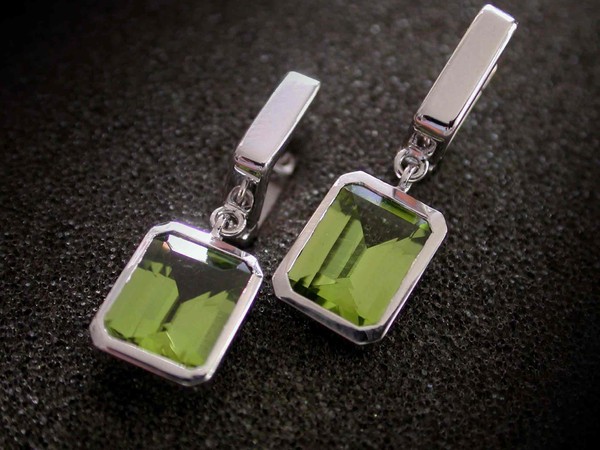 Carat Edelsteine und Unikat-Schmuck, Theatergasse 17 in Nürnberg