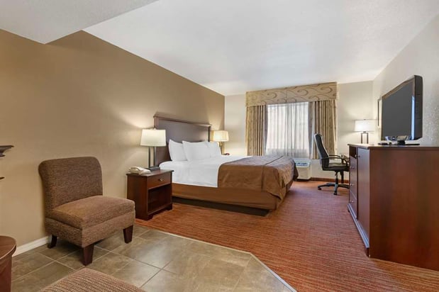 Images Best Western Plus Concord Inn