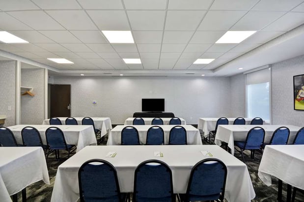 Images Home2 Suites by Hilton Grand Rapids North