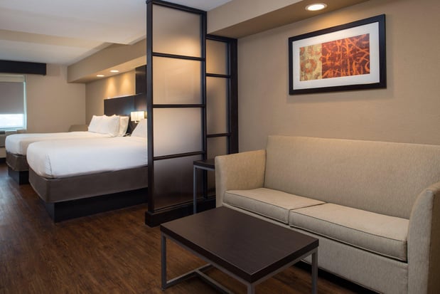 Images Holiday Inn Express & Suites San Antonio Medical-Six Flags by IHG