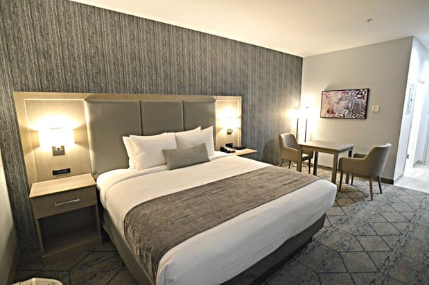 Images Best Western Plus Executive Residency Oklahoma City I-35