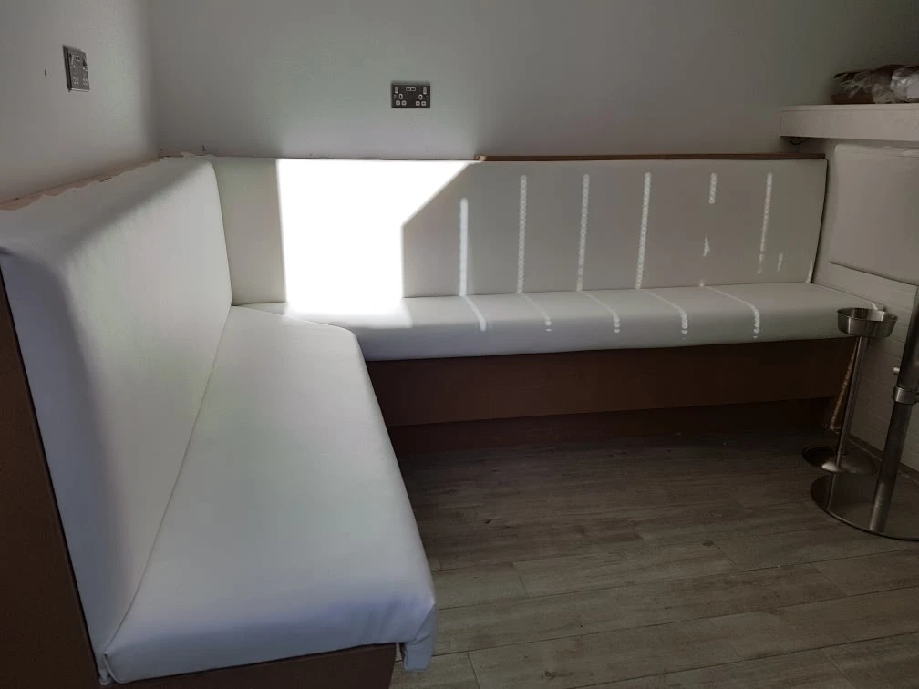 Images T.MC Upholstery