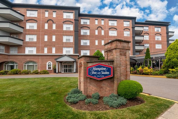 Images Hampton Inn & Suites Stamford