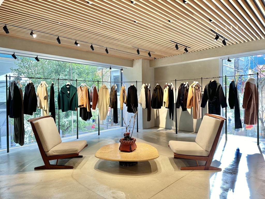 Images Casa LOEWE 東京