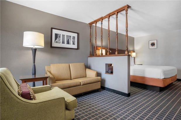Images SureStay Plus by Best Western Greenwood