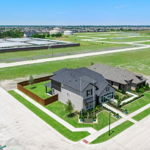 Images UnionMain Homes - Walden Pond 50's