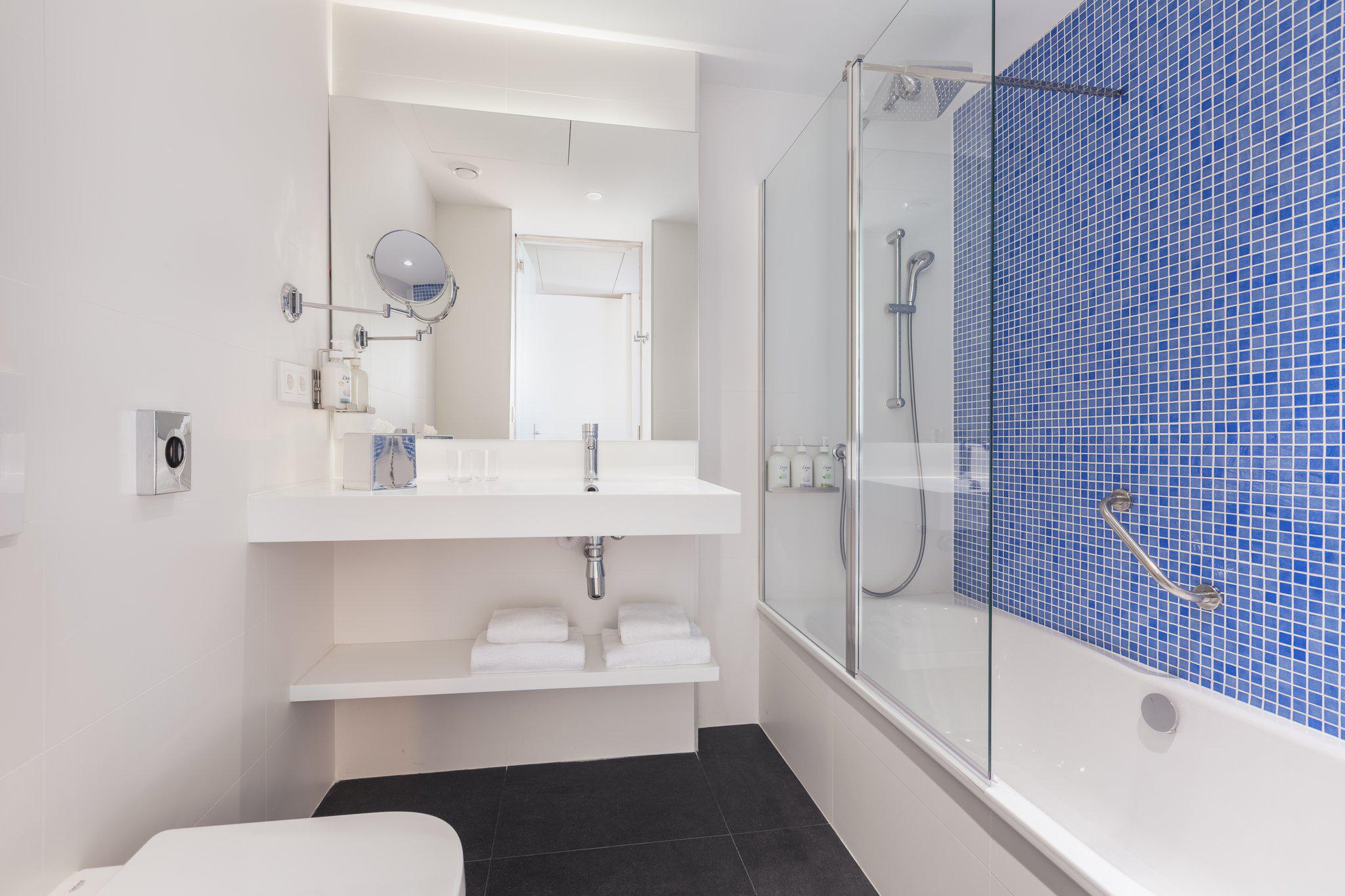 Images Holiday Inn Barcelona - Sant Cugat by IHG