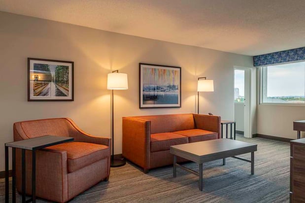 Images Hampton Inn Manchester Downtown