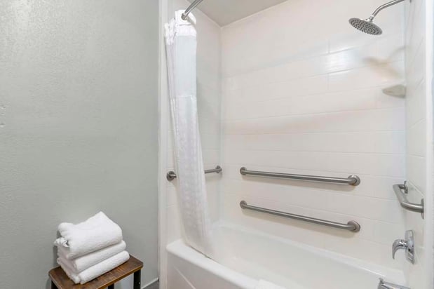 Images Best Western Medical Center North Inn & Suites Near Six Flags