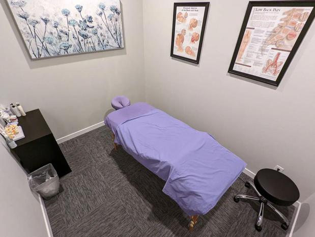 Images Accident Care Chiropractic