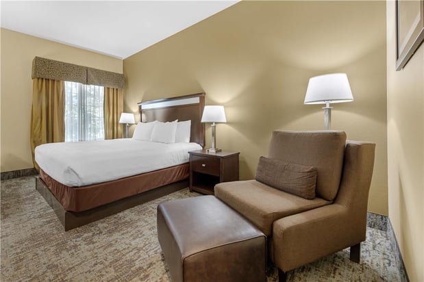Images Best Western Plus Prairie Inn