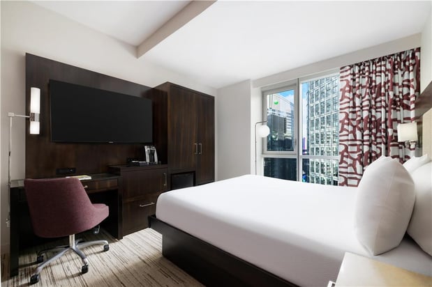 Images Hilton Garden Inn New York/Times Square Central