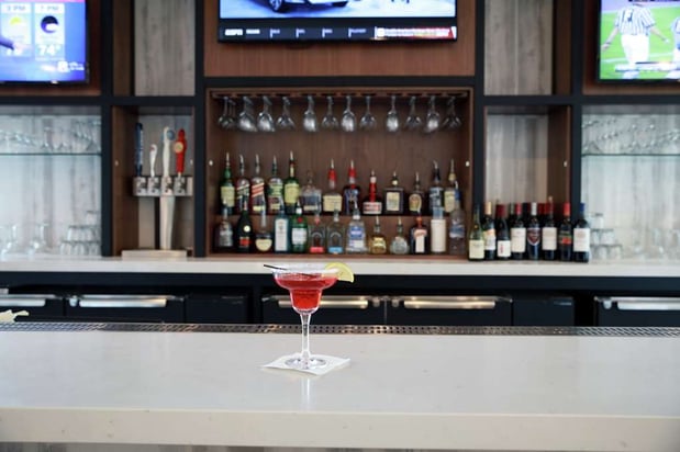 Images Hilton Garden Inn Tampa-Wesley Chapel