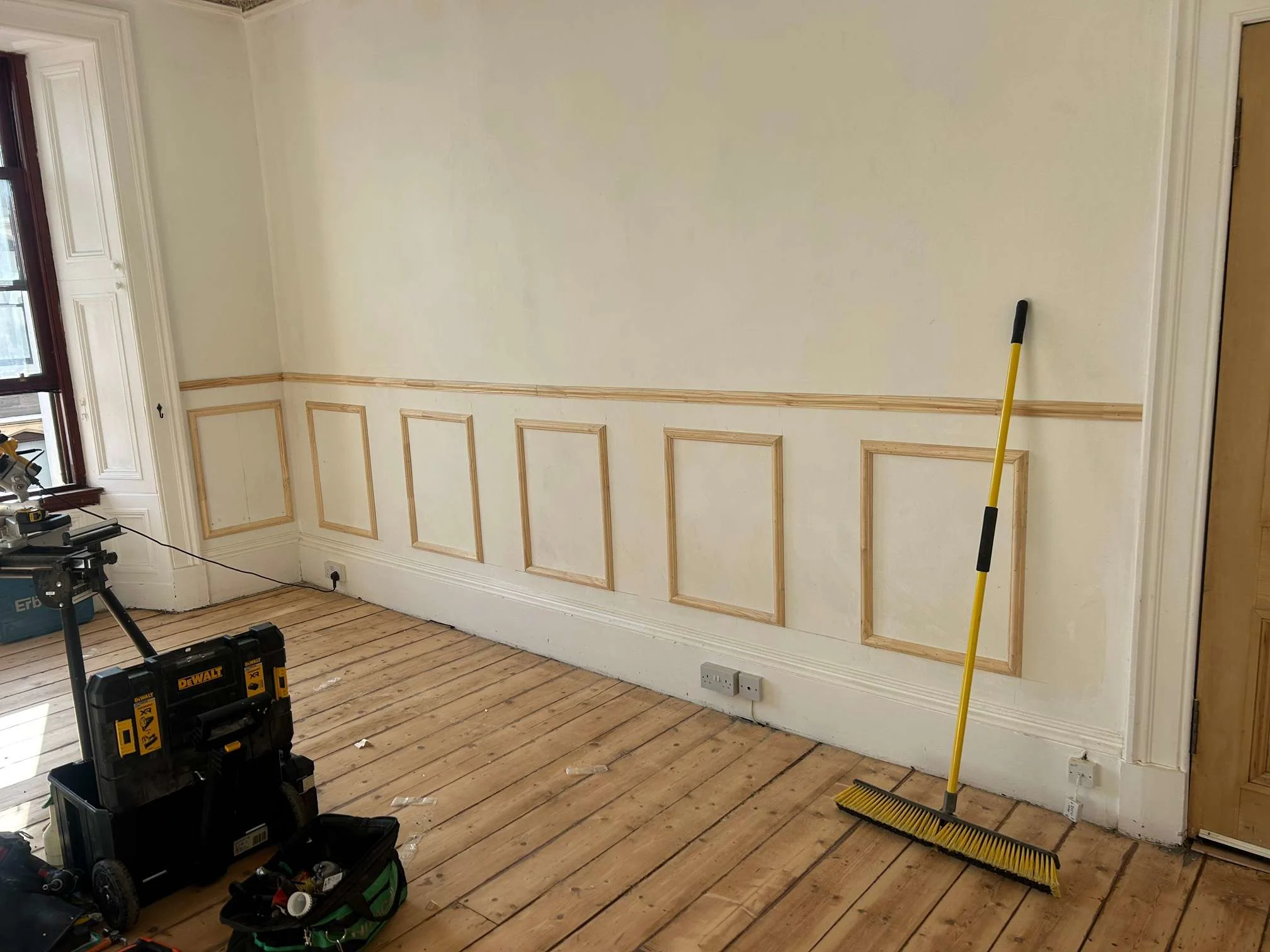 Images Phoenix Decorating Scotland Ltd