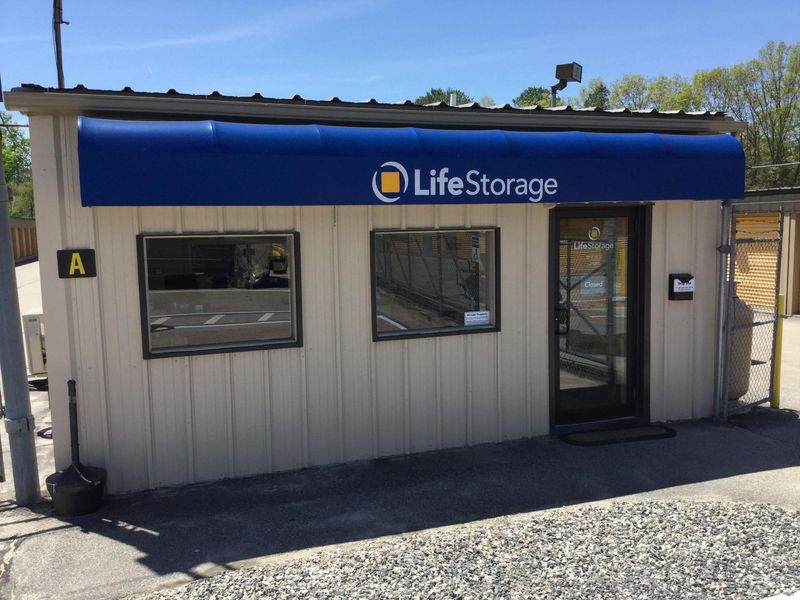 Images Life Storage - Northbridge