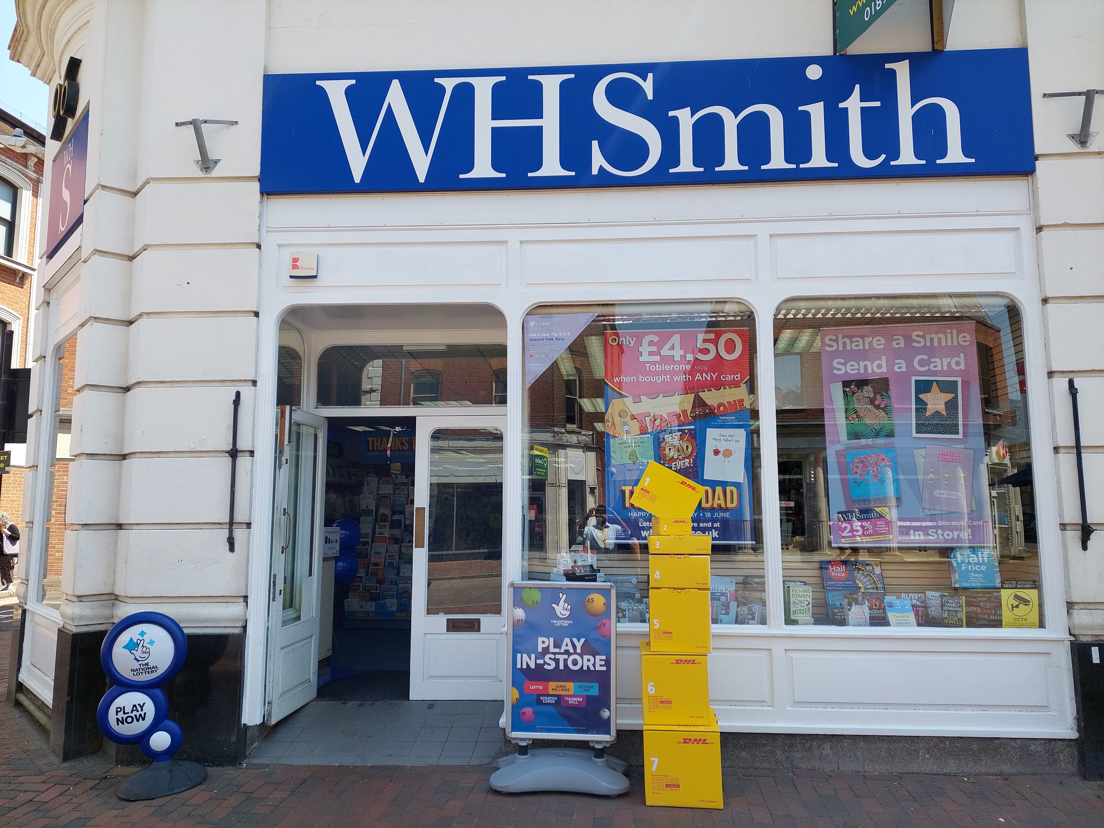 Images DHL Express Service Point (WHSmith Tunbridge Wells Pleasant Road) - CLOSED