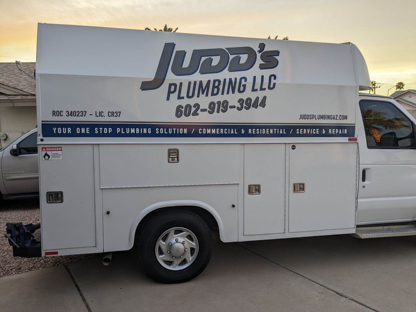Judds Plumbing LLC Logo