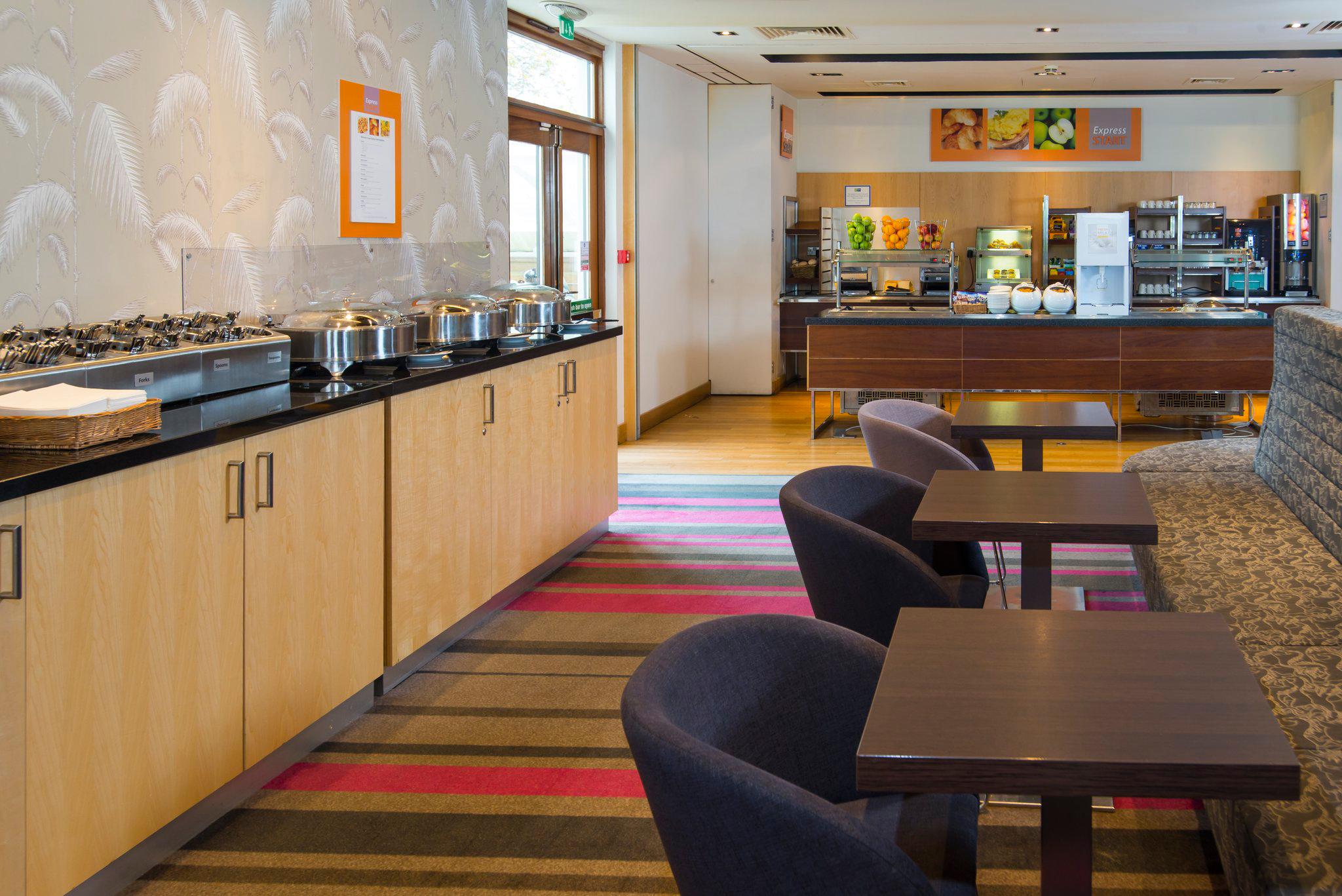 Images Holiday Inn Express London - Epsom Downs, an IHG Hotel