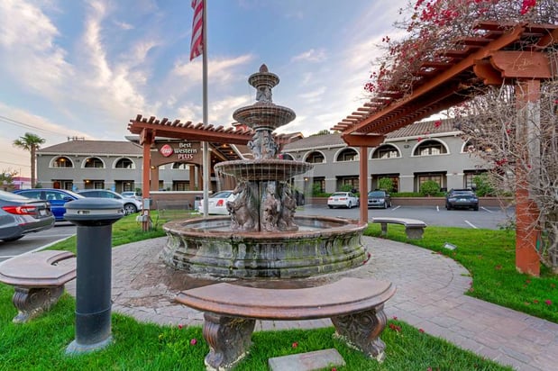 Images Best Western Plus Brookside Inn