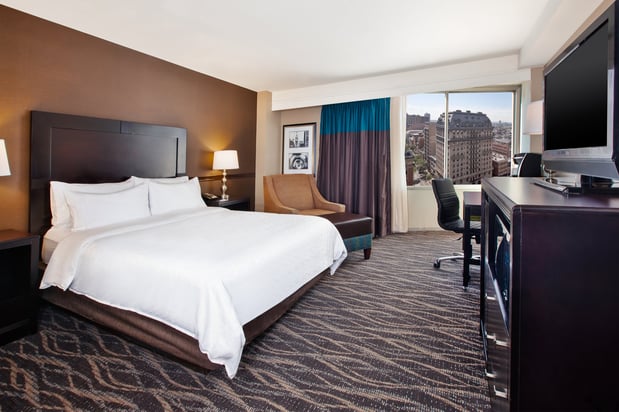 Images Holiday Inn Express Philadelphia-Midtown by IHG