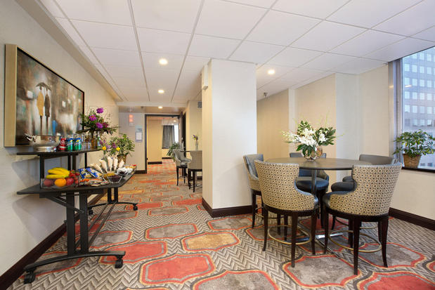 Images Holiday Inn Express Denver Downtown by IHG