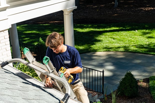 Images Window Hero Charlotte