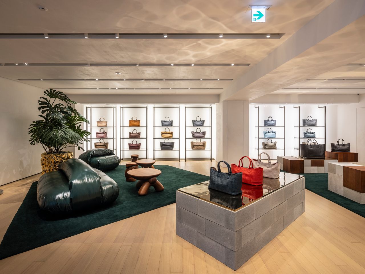 Images Bottega Veneta Tokyo Ginza