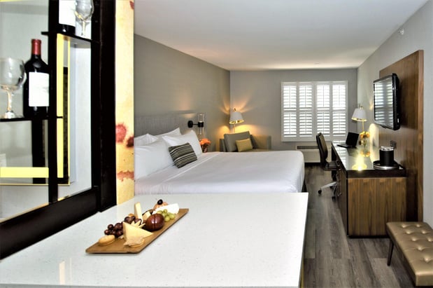 Images Hotel Indigo Napa Valley by IHG