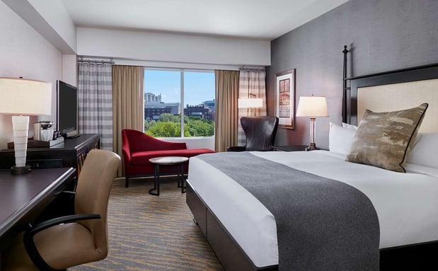 Images The Inn at Penn, a Hilton Hotel