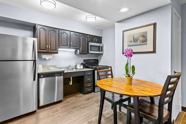 Images SureStay Studio by Best Western Pensacola