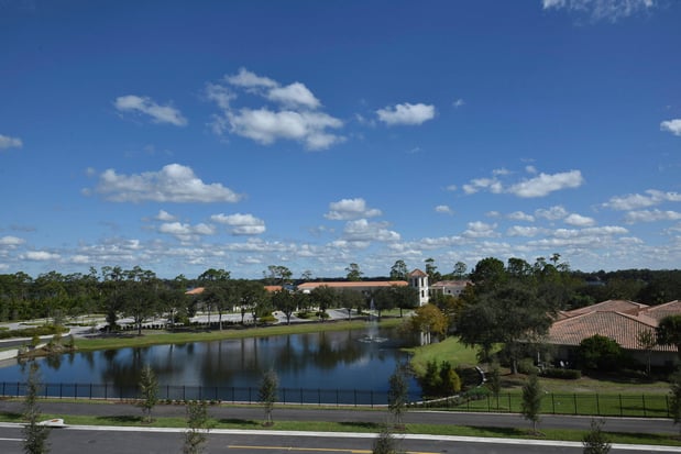 Images Holiday Inn Express & Suites Orlando Southeast by IHG